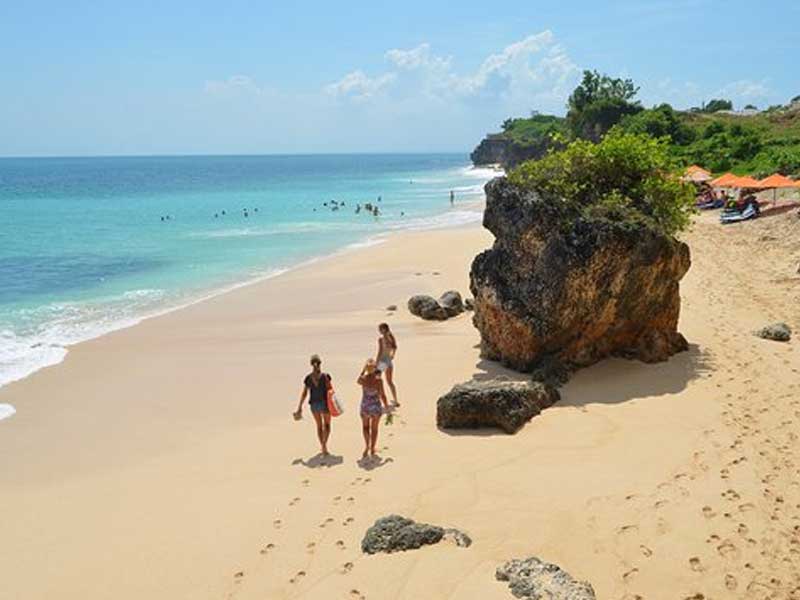 dreamland-beach